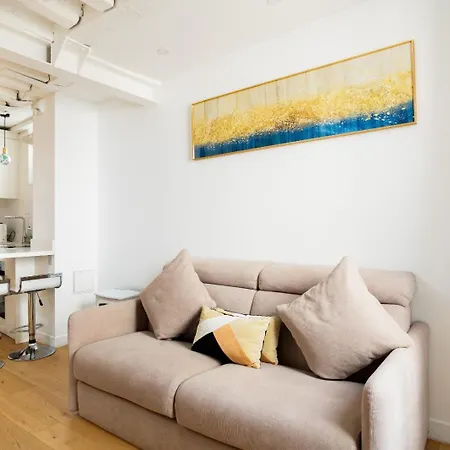 Charming Saint Honore Parisian Escape In The Heart Of The City No Elevator * Parigi